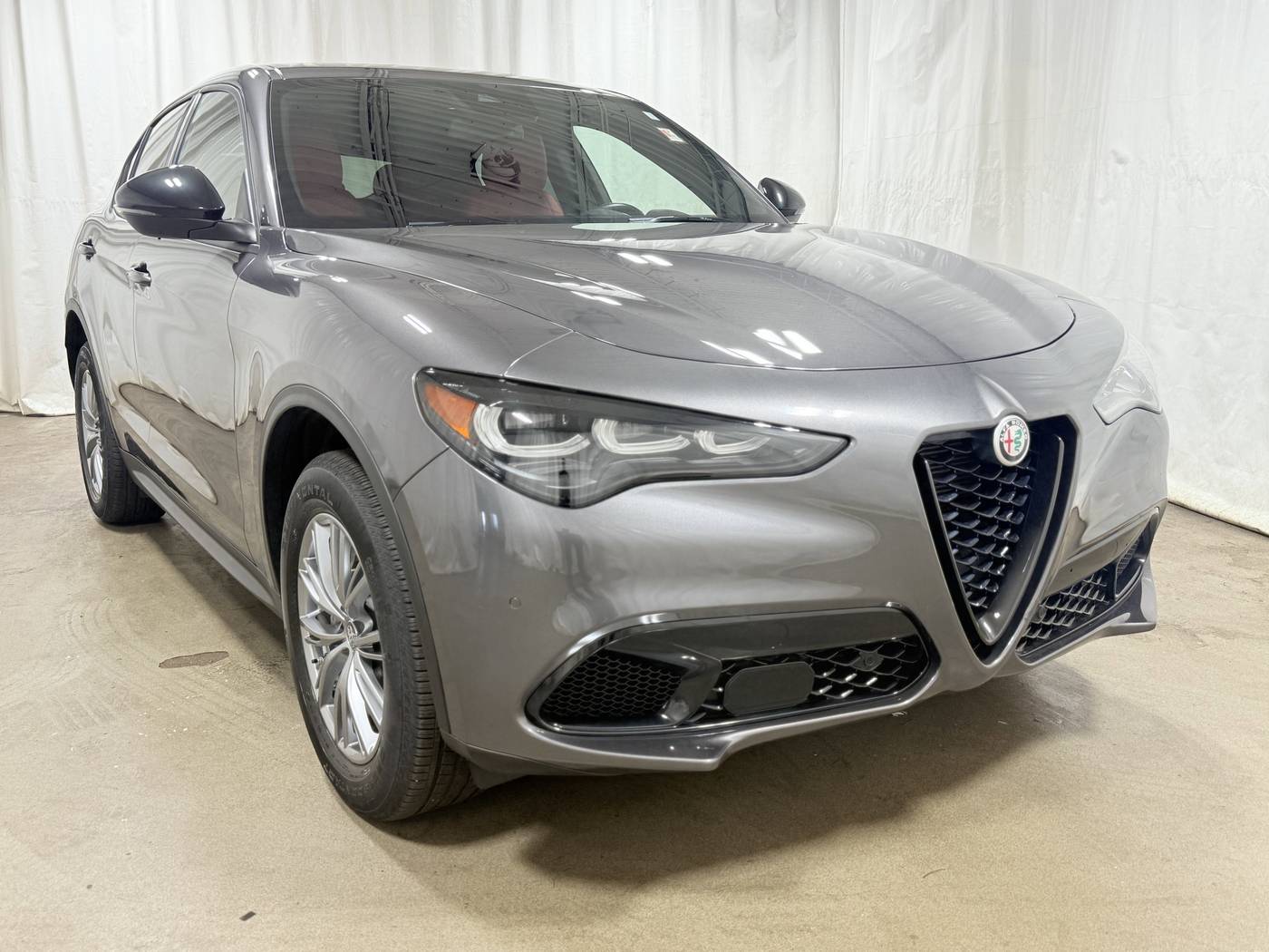 2024 Alfa Romeo Stelvio Sprint — SUV — 13,726 mi — Glenview, IL