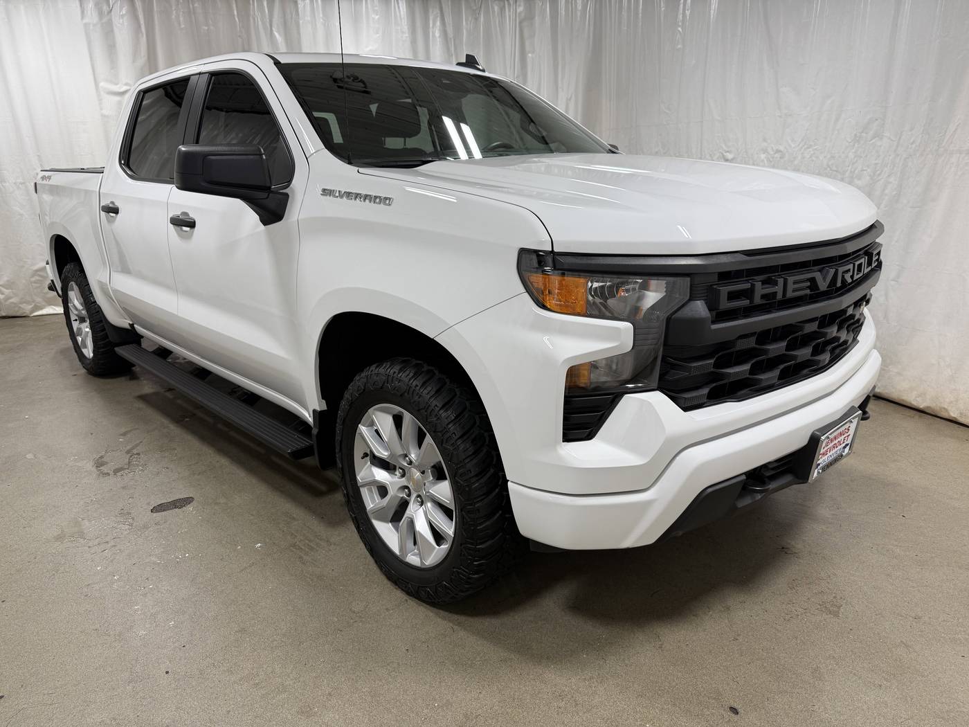 2022 Chevrolet Silverado 1500 Custom — Pickup Truck — 32,798 mi — Glenview, IL