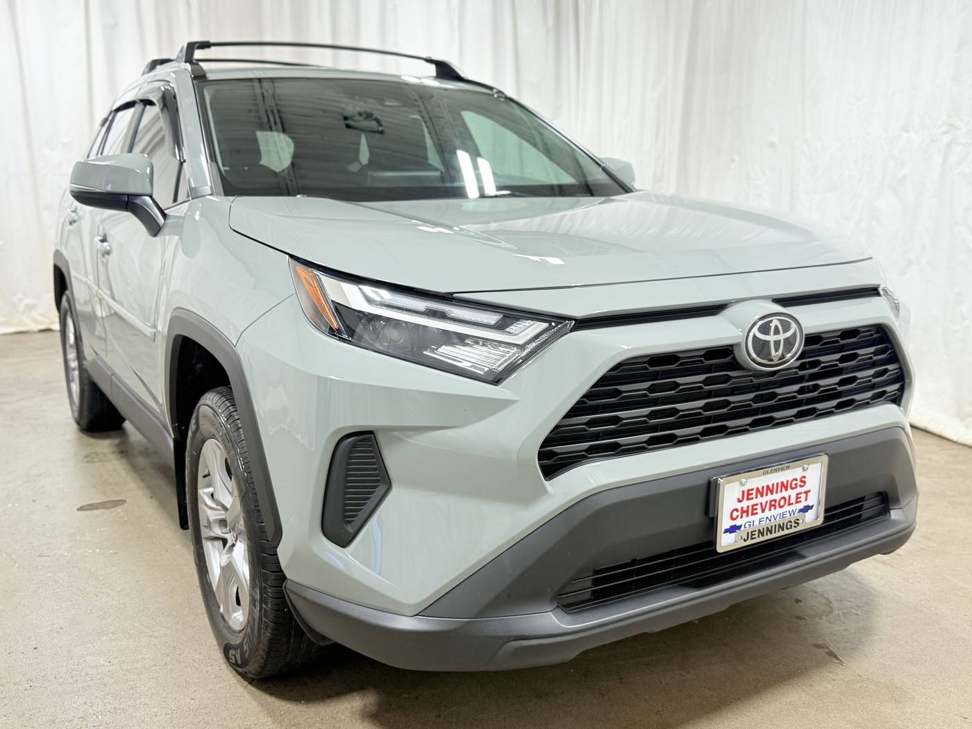 2023 Toyota RAV4 XLE — SUV — 33,213 mi — Glenview, IL