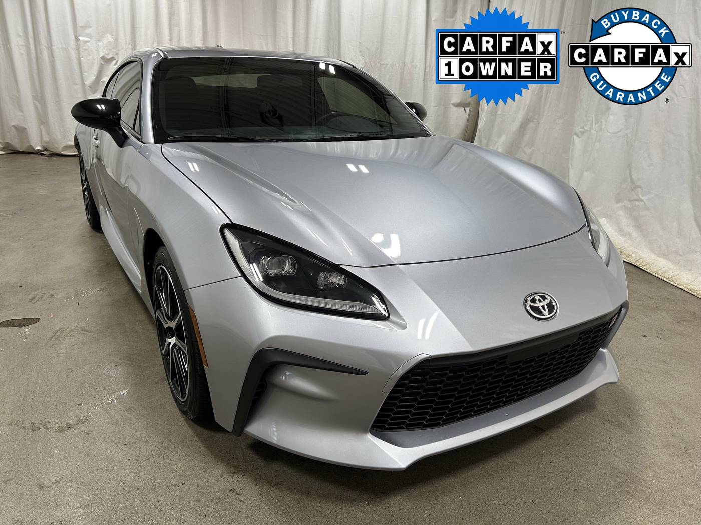 2023 Toyota GR86 Base — Coupe — 17,919 mi — Glenview, IL