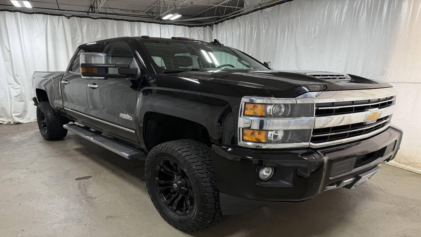2018 Chevrolet Silverado 2500HD High Country — Pickup Truck — 92,547 mi — Glenview, IL