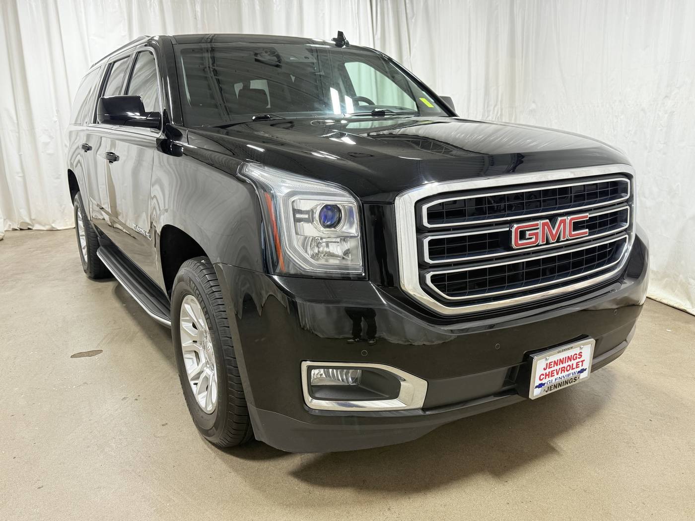 2017 GMC Yukon SLT — SUV — 123,317 mi — Glenview, IL