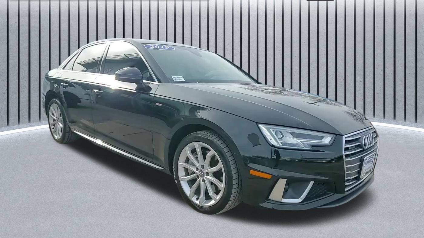 2019 Audi A4 Premium Plus — Sedan — 61,625 mi — Glenview, IL
