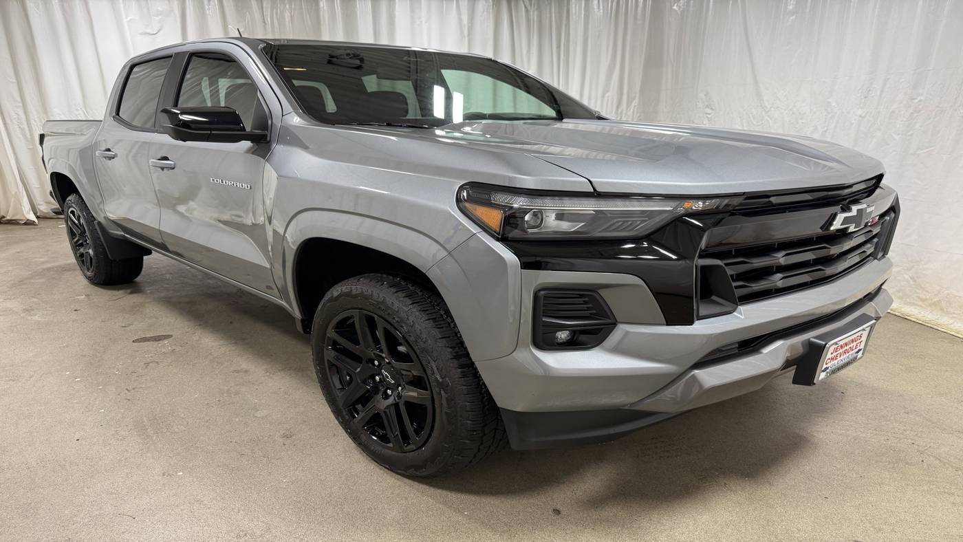 2025 Chevrolet Colorado Z71 — Pickup Truck — 2,748 mi — Glenview, IL