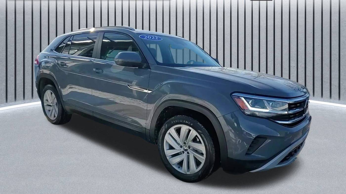 2022 Volkswagen Atlas Cross Sport SE with Technology — SUV — 38,293 mi — Glenview, IL
