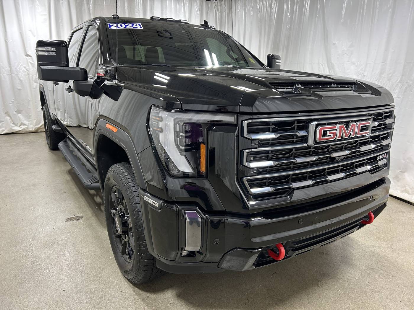 2024 GMC Sierra 2500HD AT4 — Pickup Truck — 24,267 mi — Glenview, IL