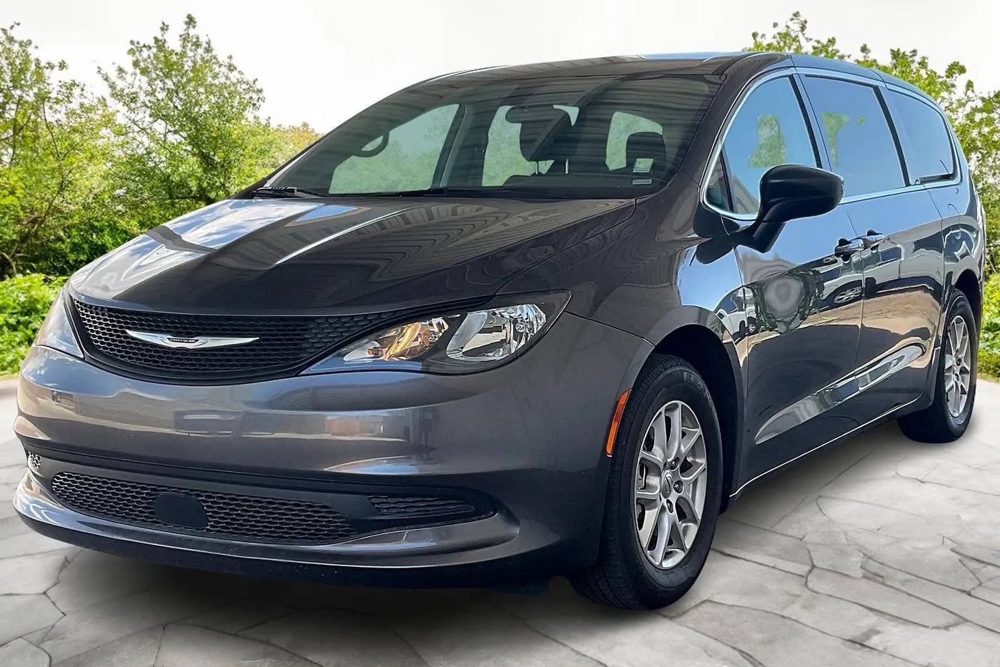 2022 Chrysler Voyager LX — Minivan — 55,531 mi — Mesa, AZ