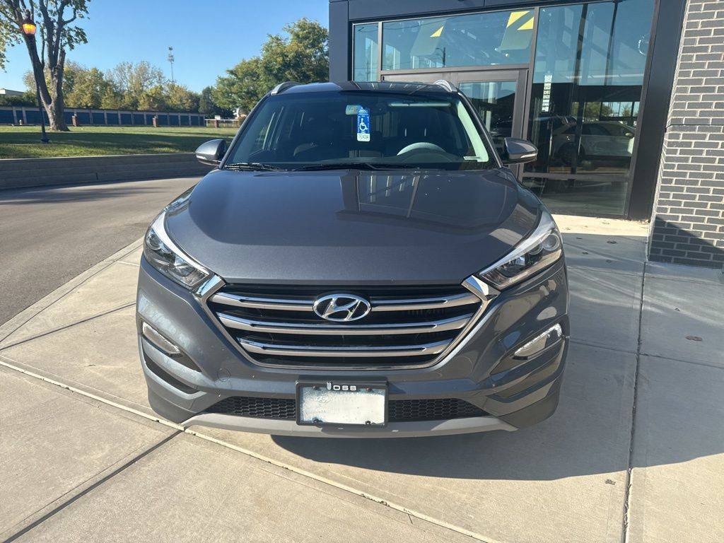 2017 Hyundai Tucson Limited — SUV — 84,717 mi — Dayton, OH