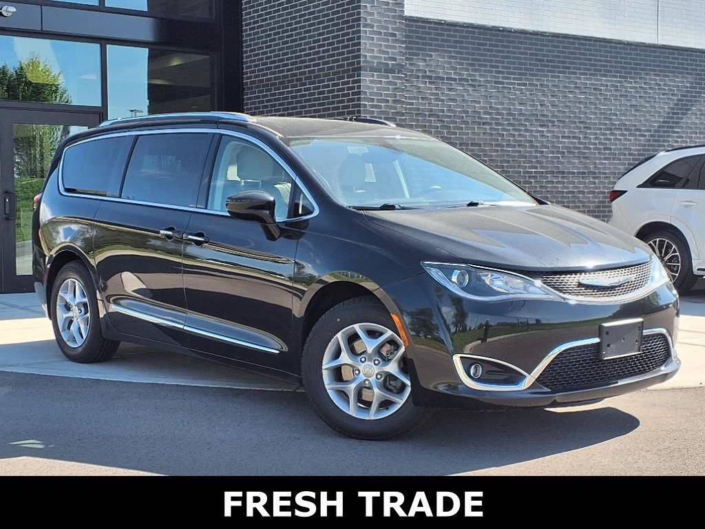 2017 Chrysler Pacifica Touring L Plus — Minivan — 81,208 mi — Dayton, OH