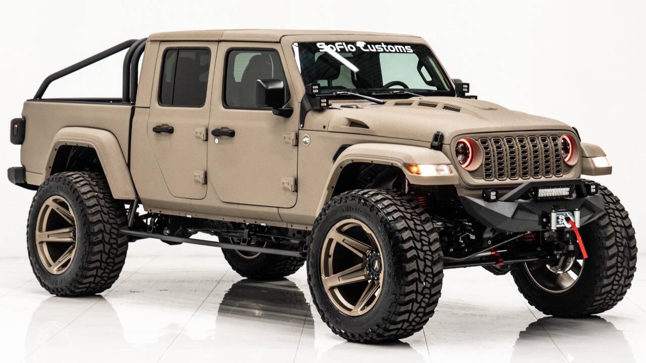 2025 Jeep Gladiator Nighthawk — Pickup Truck — 100 mi — Fort Lauderdale, FL