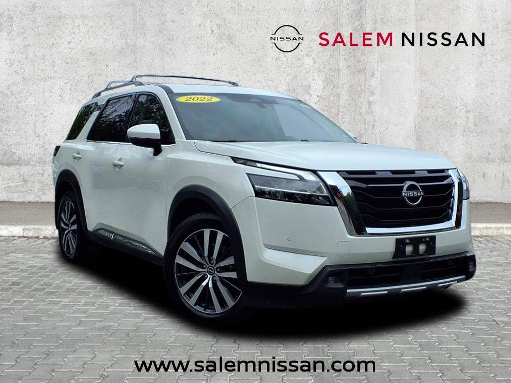 2022 Nissan Pathfinder Platinum — SUV — 28,299 mi — Salem, NH