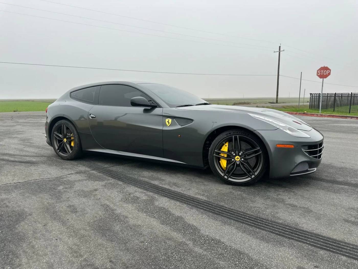 2015 Ferrari FF Standard