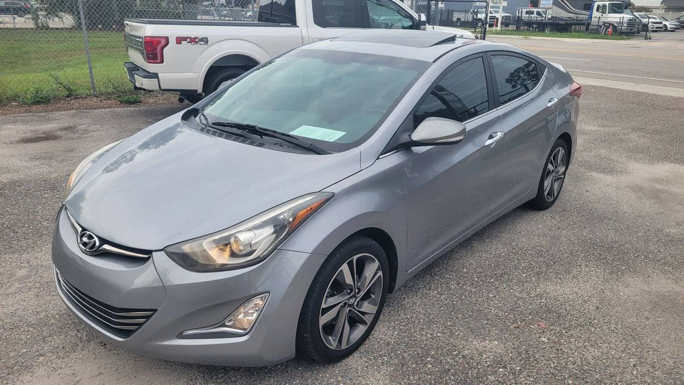 2016 Hyundai Elantra Limited — Sedan — 105,050 mi — Tampa, FL