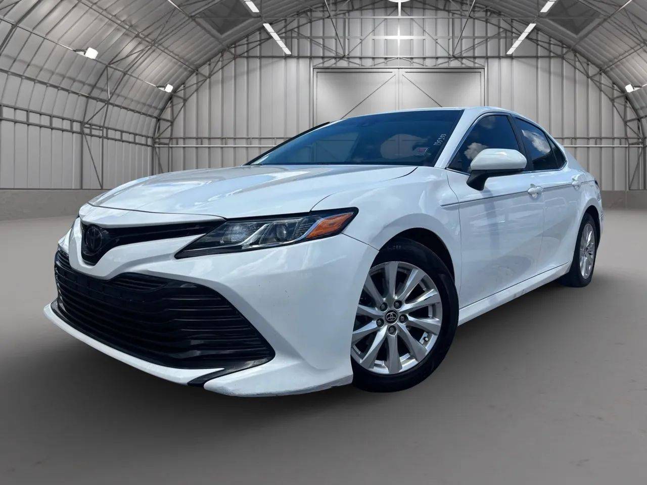 2020 Toyota Camry LE — Sedan — 135,530 mi — Hollywood, FL