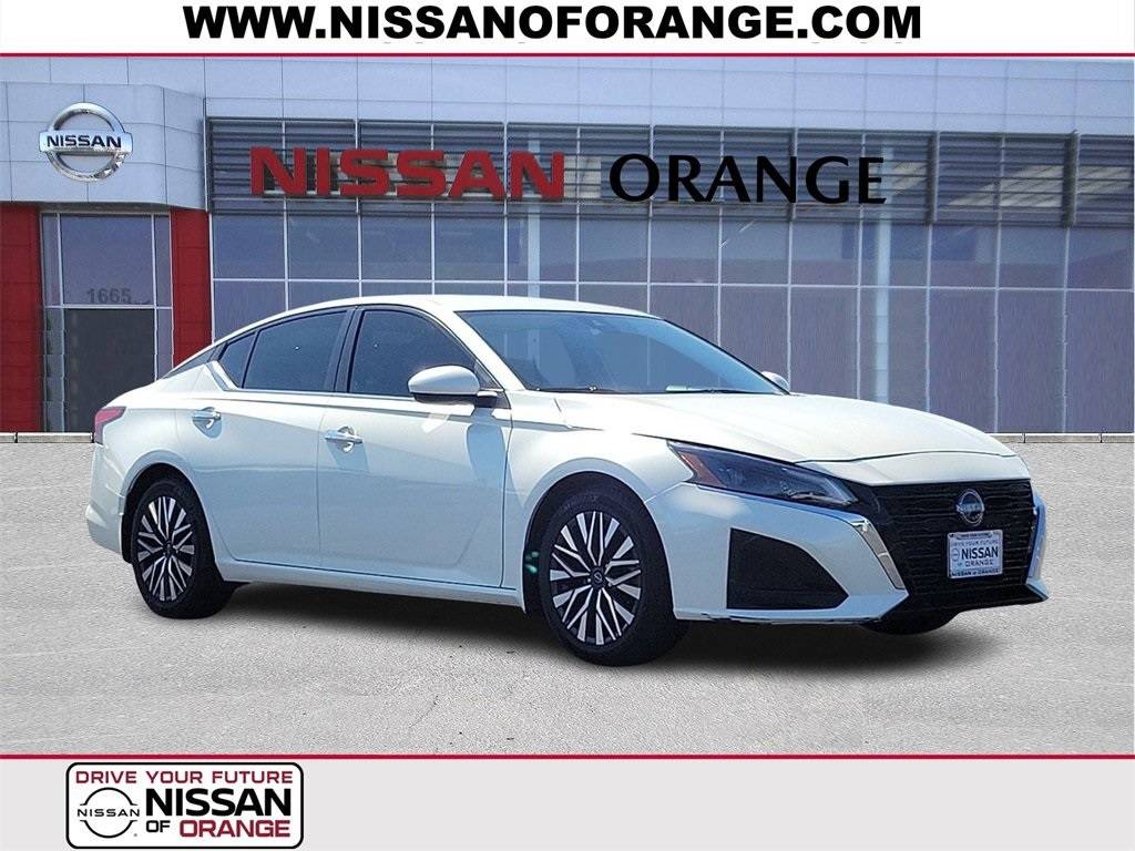 2023 Nissan Altima SV — Sedan — 26,560 mi — Orange, CA