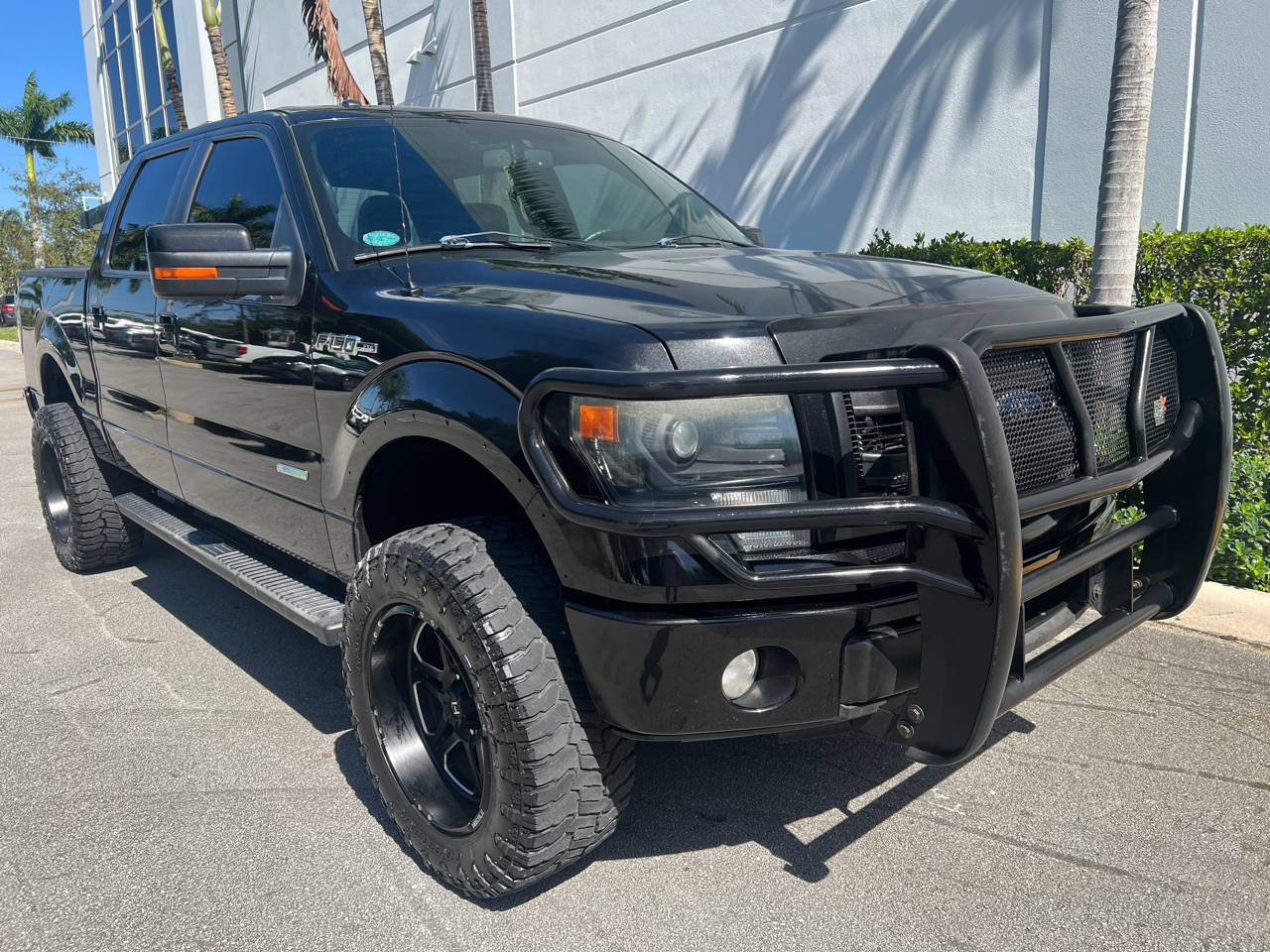 2014 Ford F-150 FX4 — Pickup Truck — 139,060 mi — Miami, FL