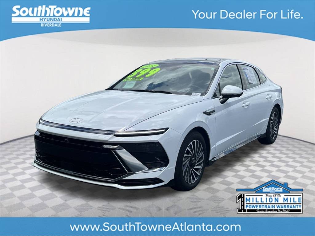 2024 Hyundai Sonata Hybrid Limited — Sedan — 10,650 mi — Riverdale, GA