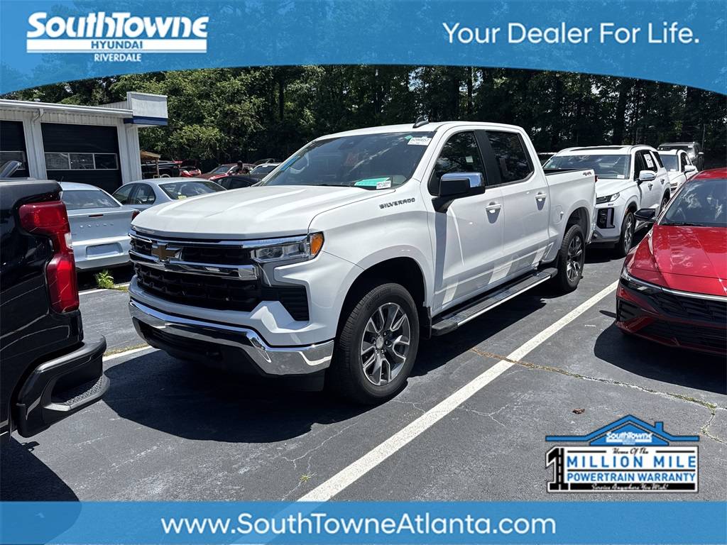 2024 Chevrolet Silverado 1500 LT — Pickup Truck — 5,451 mi — Riverdale, GA