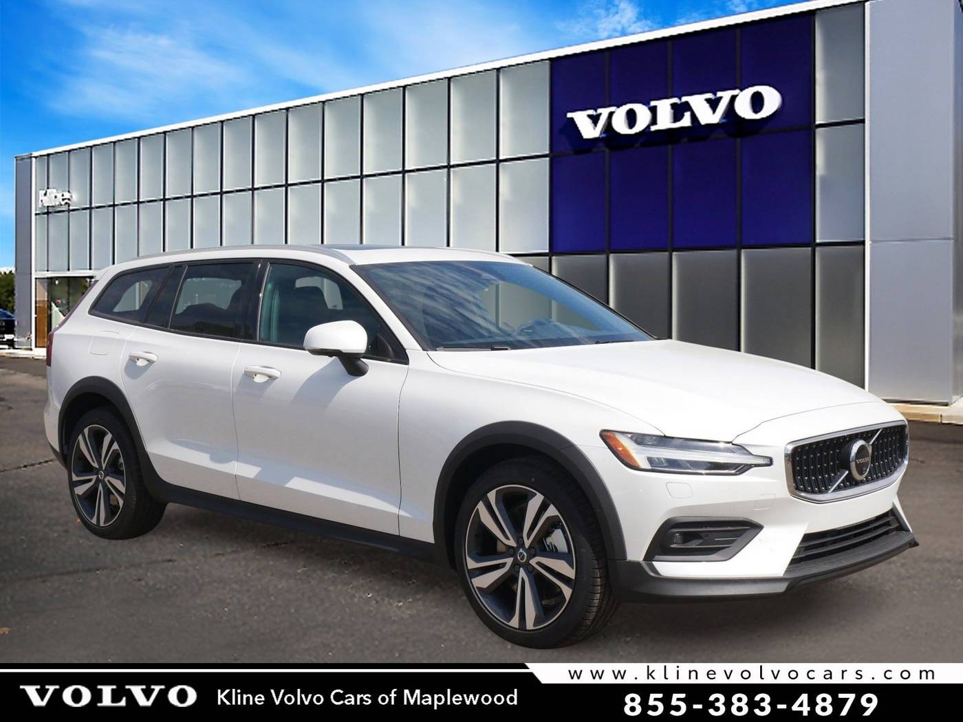 2026 Volvo V60 Cross Country B5 Plus