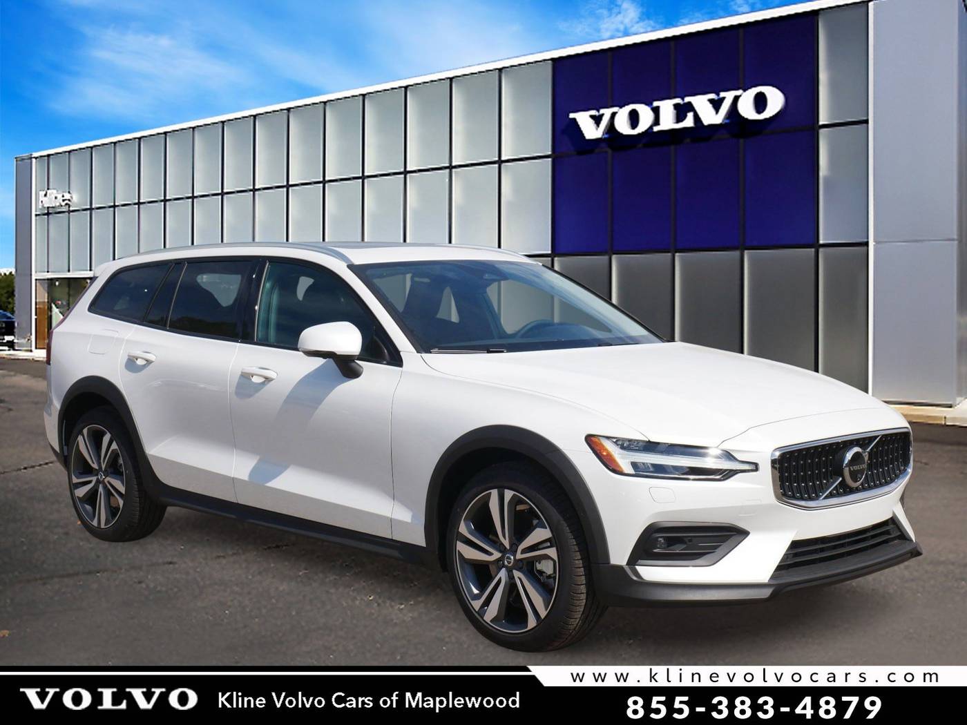 2026 Volvo V60 Cross Country B5 Plus