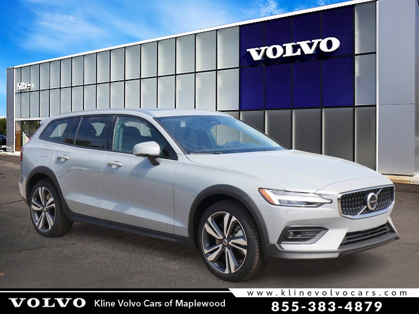 2026 Volvo V60 Cross Country B5 Plus