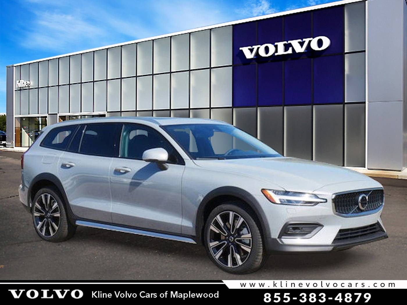2025 Volvo V60 Cross Country B5 Ultra