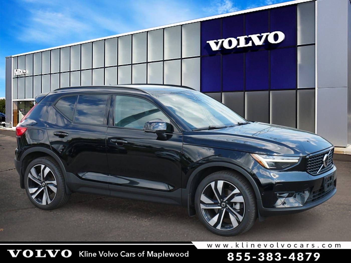 2023 Volvo XC40 Ultimate — SUV — 21,404 mi — St Paul, MN