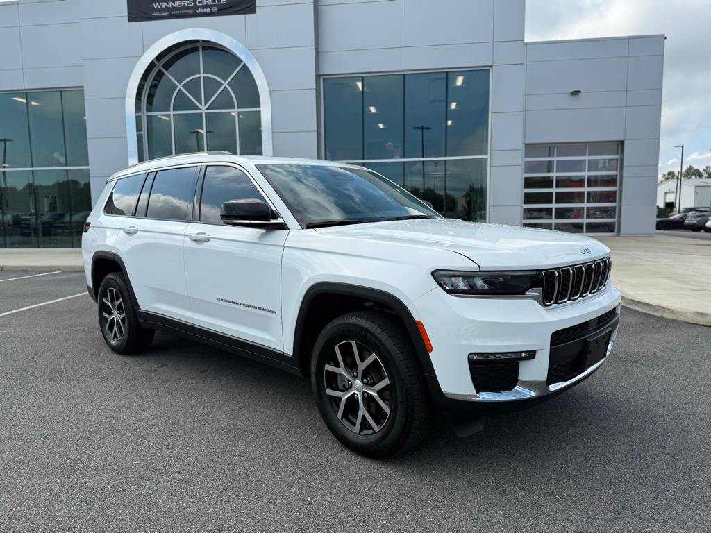 2023 Jeep Grand Cherokee Limited — SUV — 3,615 mi — Franklin, VA