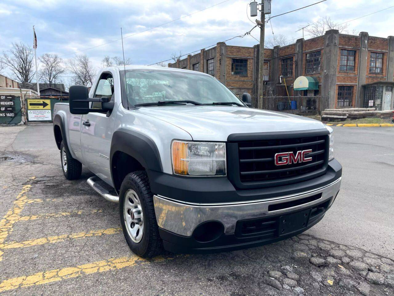 2013 GMC Sierra 1500 Work Truck — Pickup Truck — 85,076 mi — Hasbrouck Heights, NJ