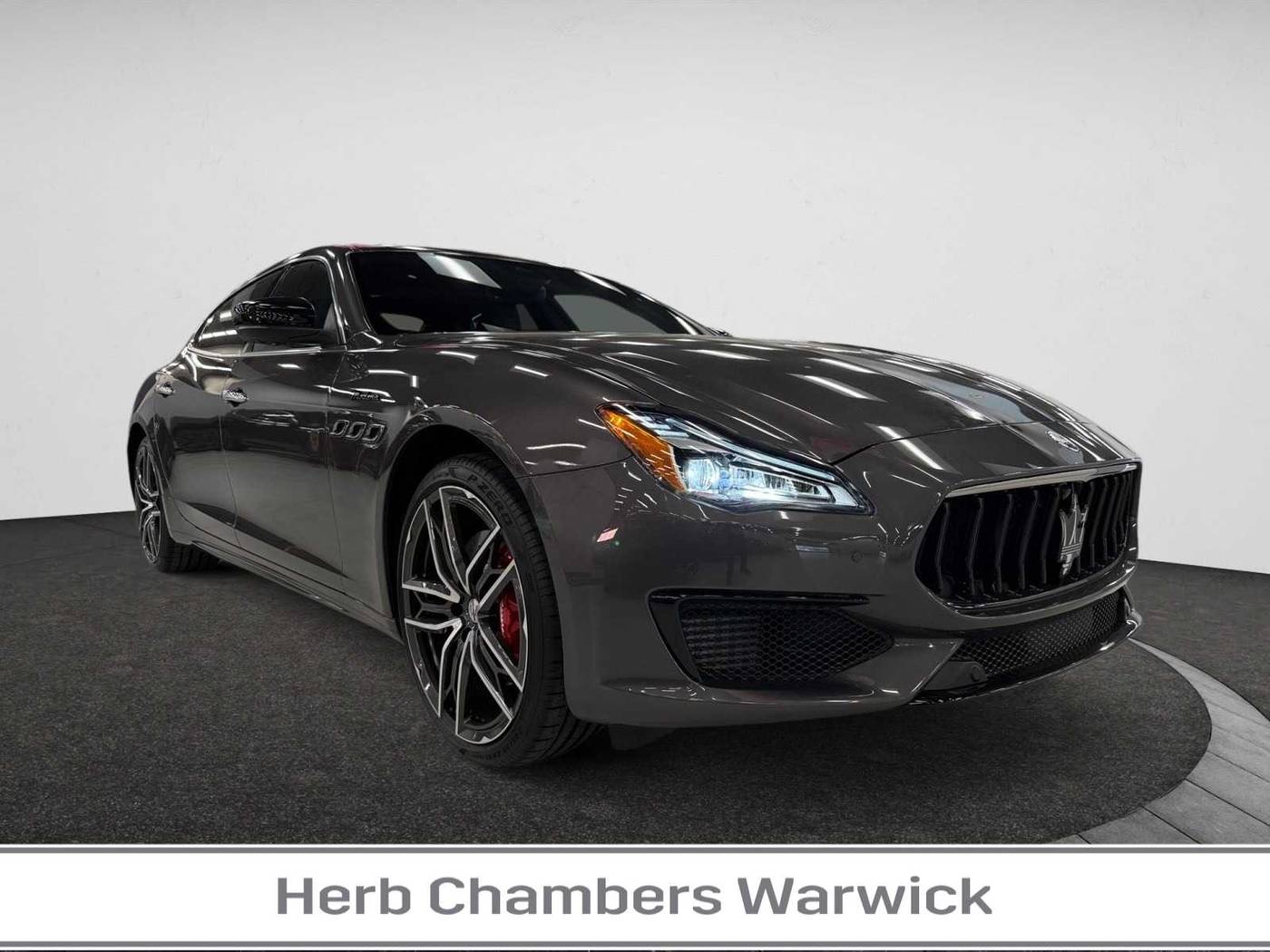 2024 Maserati Quattroporte Modena Ultima Q4