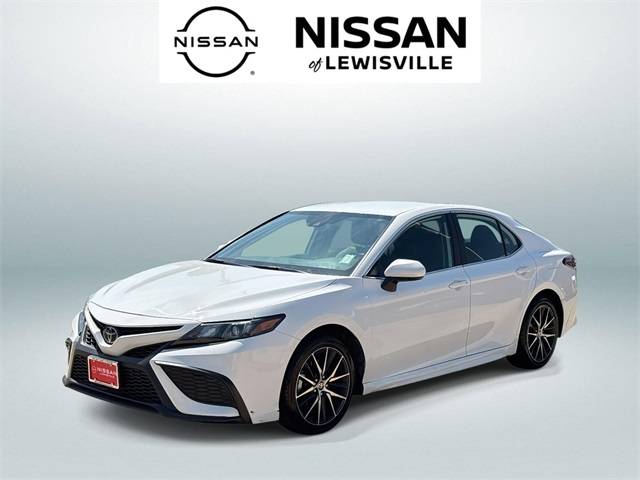 2024 Toyota Camry SE — Sedan — 37,684 mi — Lewisville, TX