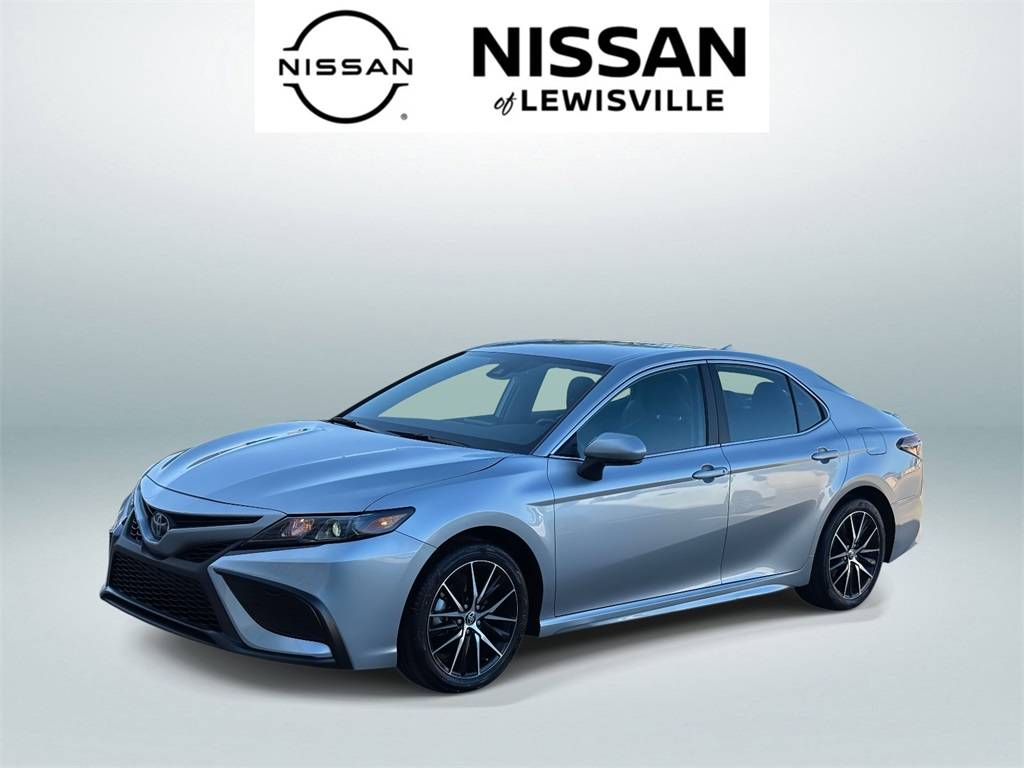 2024 Toyota Camry SE — Sedan — 28,390 mi — Lewisville, TX