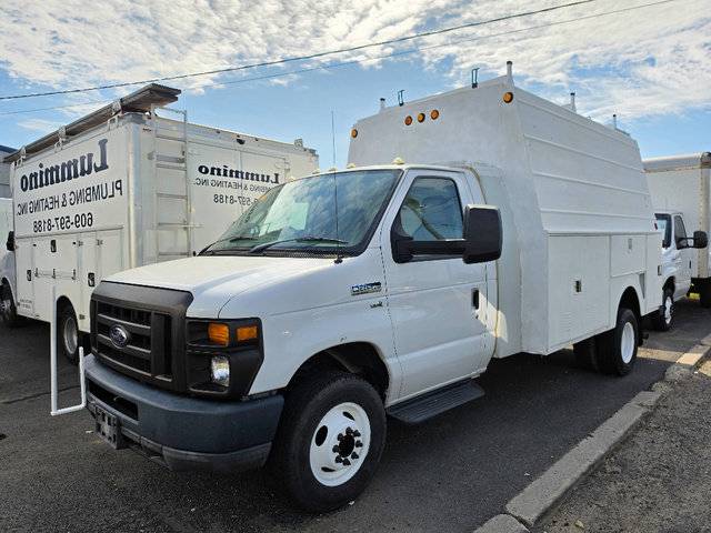 2012 Ford Econoline Commercial Cutaway E-450