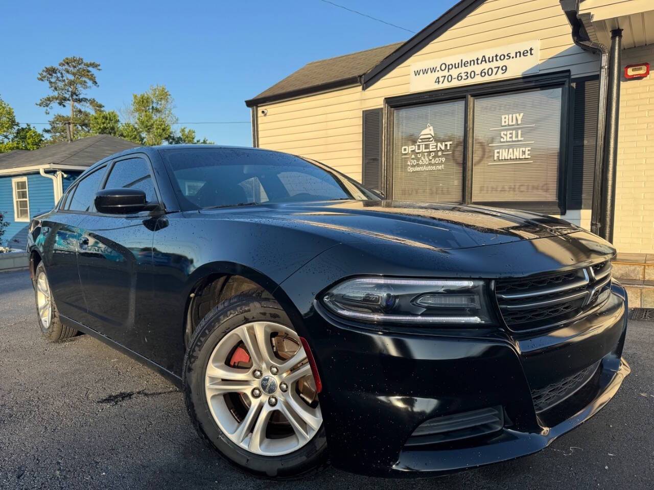 2015 Dodge Charger SE — Sedan — 122,386 mi — Marietta, GA
