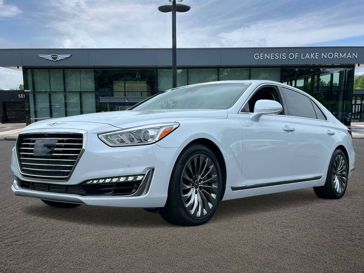 2017 Genesis G90 3.3T Premium — Sedan — 30,018 mi — Cornelius, NC