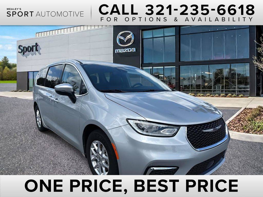 2023 Chrysler Pacifica Touring L — Minivan — 67,916 mi — Orlando, FL