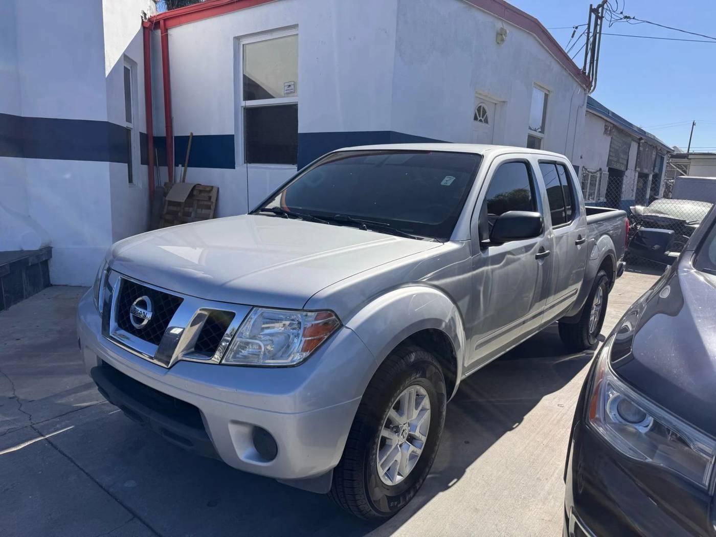 2019 Nissan Frontier SV V6 — Pickup Truck — 89,763 mi — Santa Ana, CA