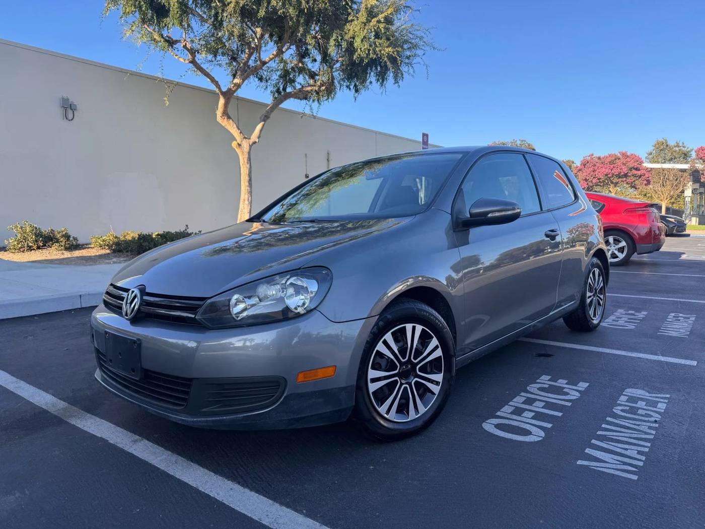 2013 Volkswagen Golf 2.5 — Hatchback — 132,522 mi — Santa Ana, CA