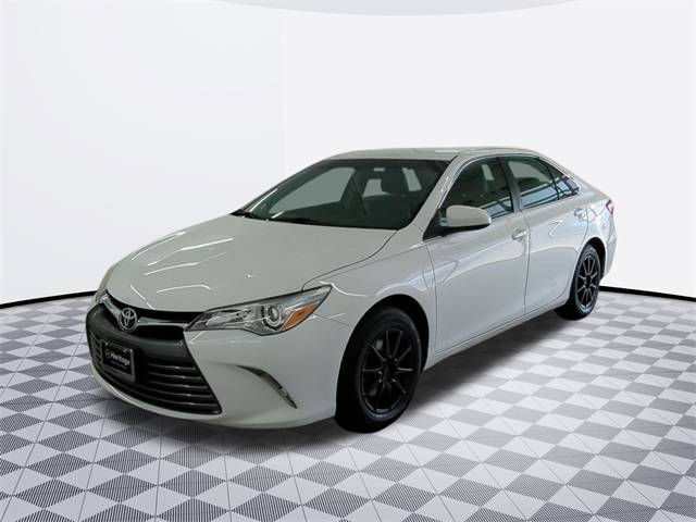 2017 Toyota Camry XLE — Sedan — 107,950 mi — Baltimore, MD