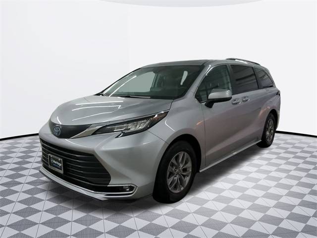 2023 Toyota Sienna XLE — Minivan — 61,296 mi — Baltimore, MD