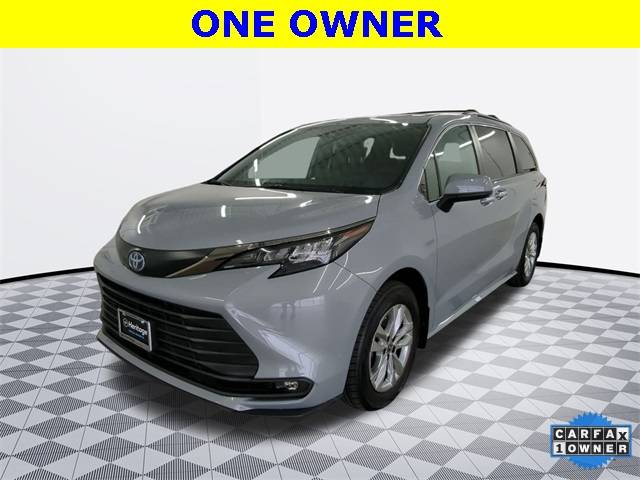 2022 Toyota Sienna XLE Woodland Edition — Minivan — 29,995 mi — Baltimore, MD
