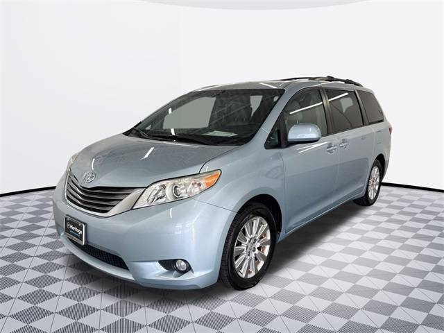 2015 Toyota Sienna XLE — Minivan — 122,570 mi — Baltimore, MD