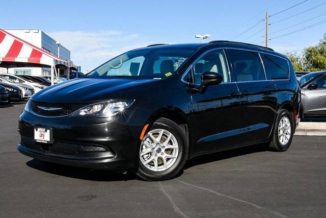 2023 Chrysler Voyager LX — Minivan — 59,650 mi — Las Vegas, NV