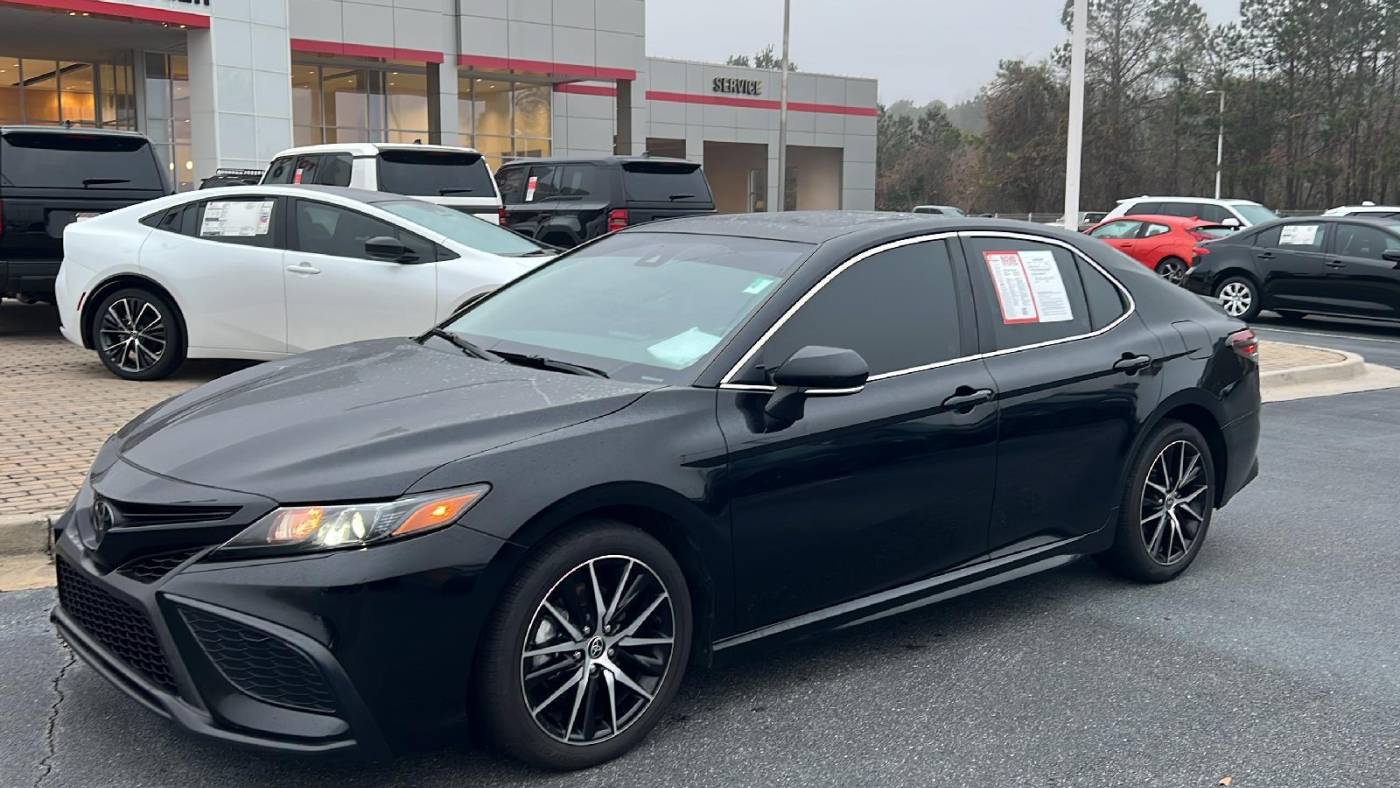 2023 Toyota Camry SE — Sedan — 25,400 mi — Macon, GA