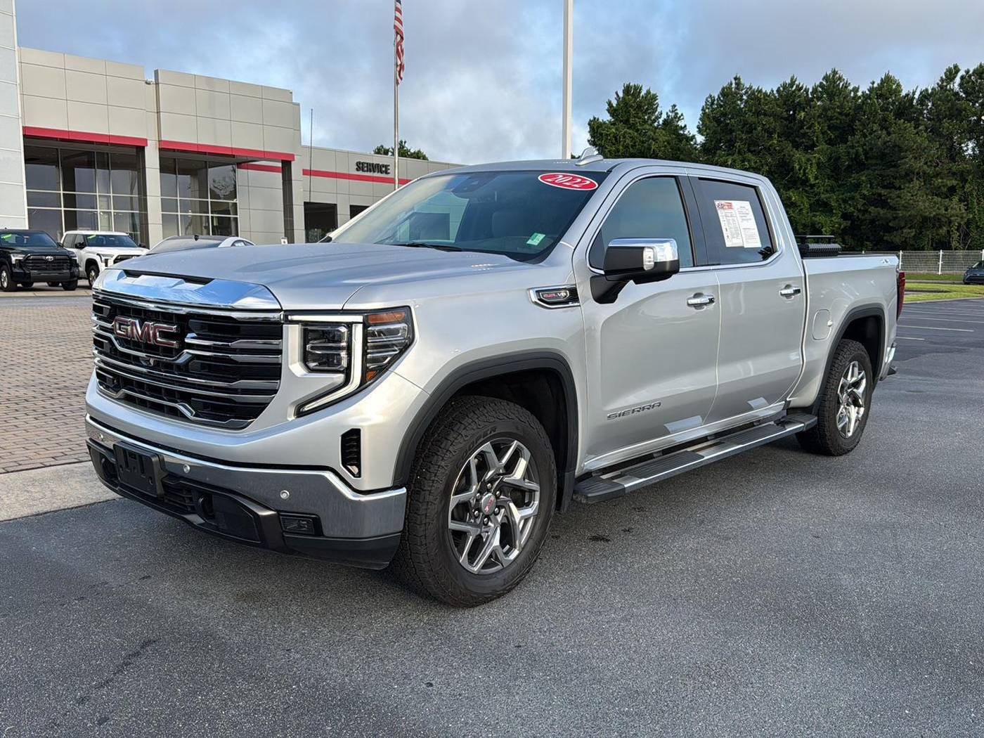 2022 GMC Sierra 1500 SLT — Pickup Truck — 25,024 mi — Macon, GA