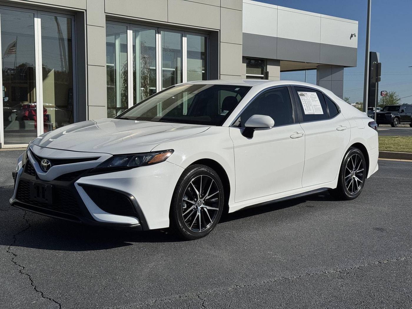 2022 Toyota Camry SE — Sedan — 45,533 mi — Macon, GA