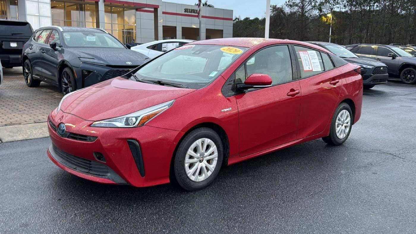 2020 Toyota Prius LE