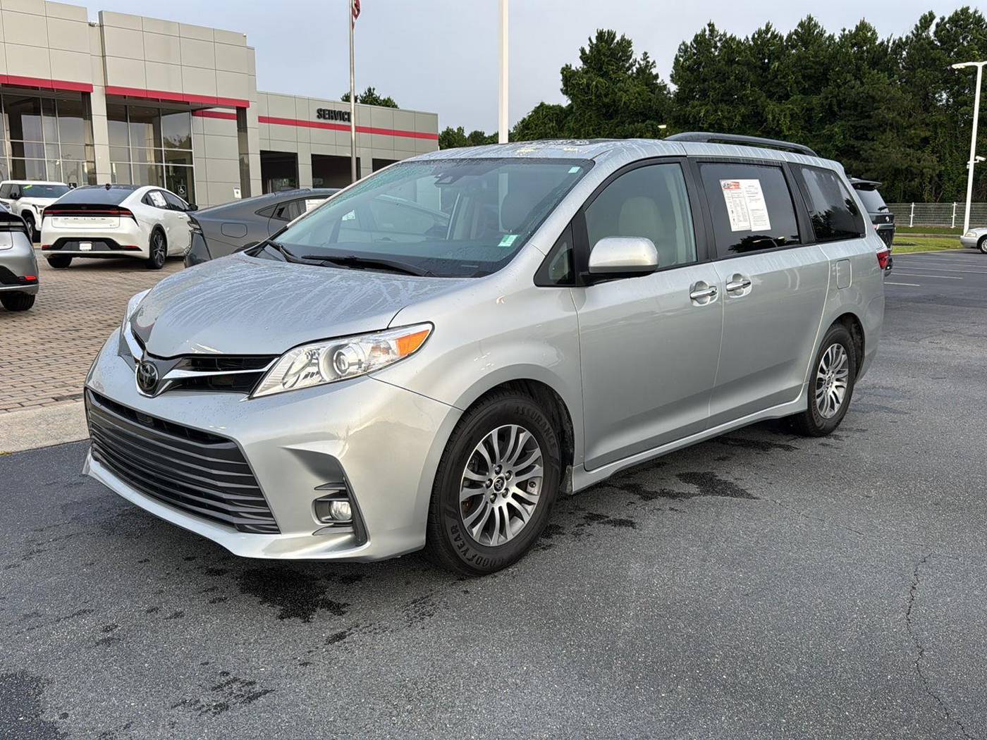 2020 Toyota Sienna XLE Premium — Minivan — 45,705 mi — Macon, GA