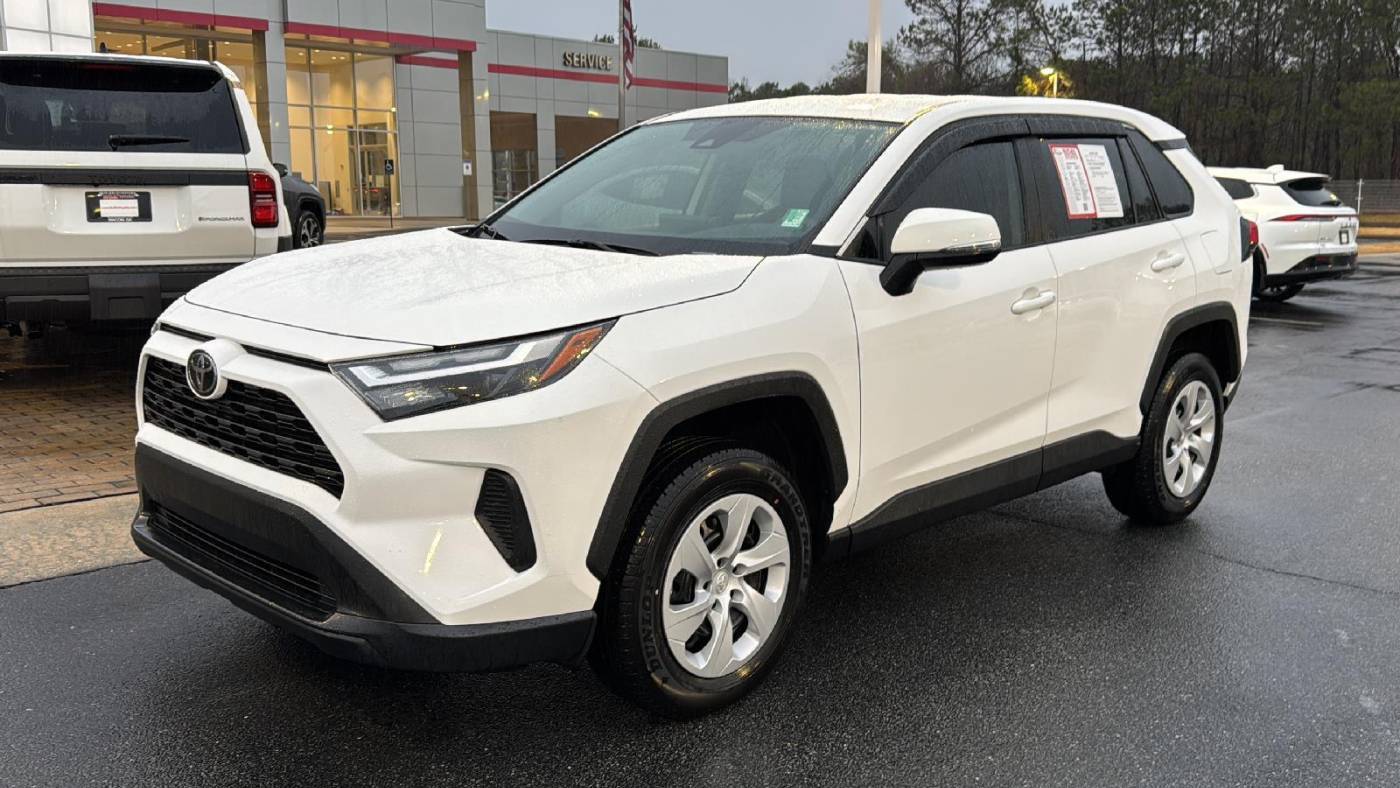 2024 Toyota RAV4 LE — SUV — 16,719 mi — Macon, GA