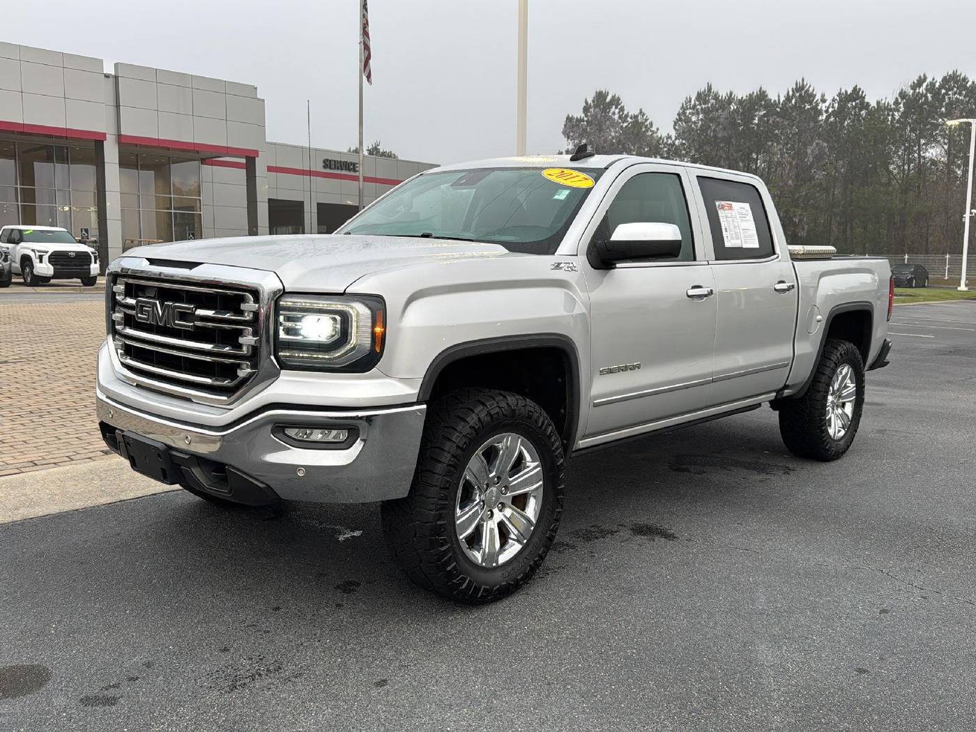 2017 GMC Sierra 1500 SLT — Pickup Truck — 124,814 mi — Macon, GA